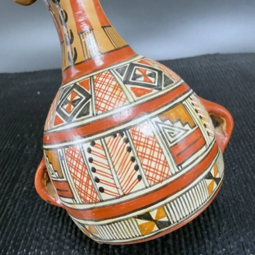 Peruvian Pottery‎ Rotating Bud Vase Vessel Signed San Cristobal Cusco Hand Made